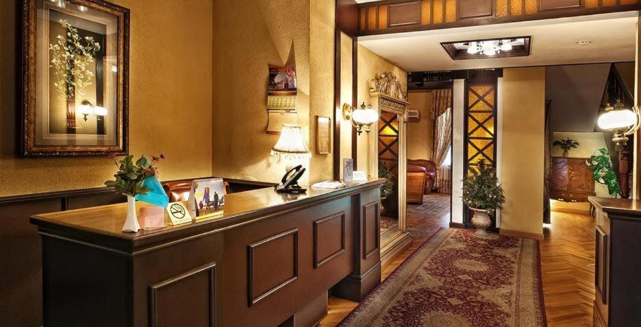 Merey Hotel Караганда Экстерьер фото