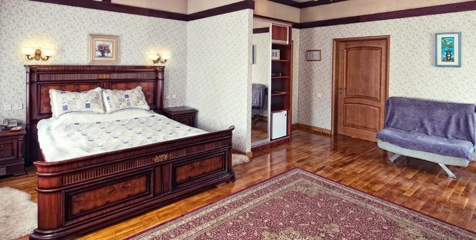 Merey Hotel Караганда Экстерьер фото