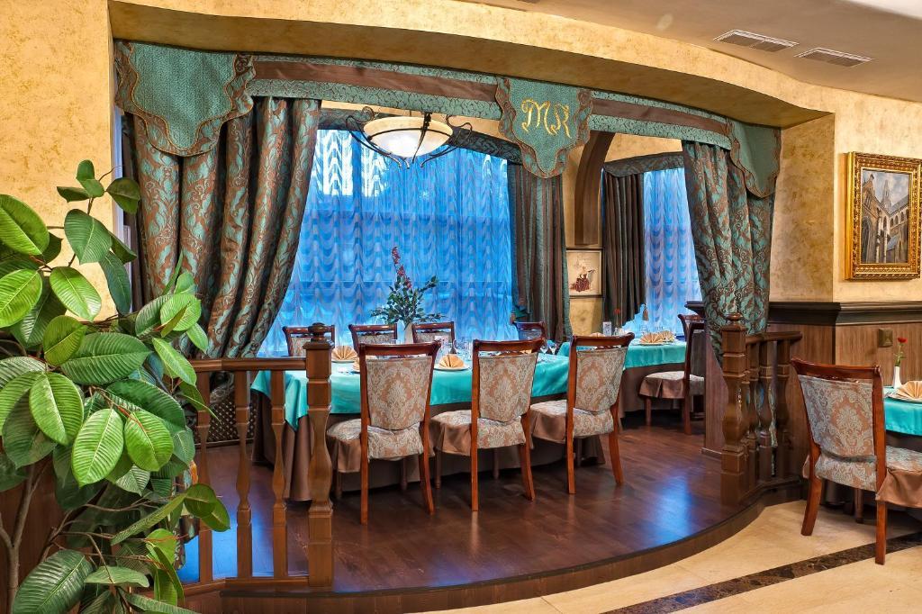 Merey Hotel Караганда Экстерьер фото