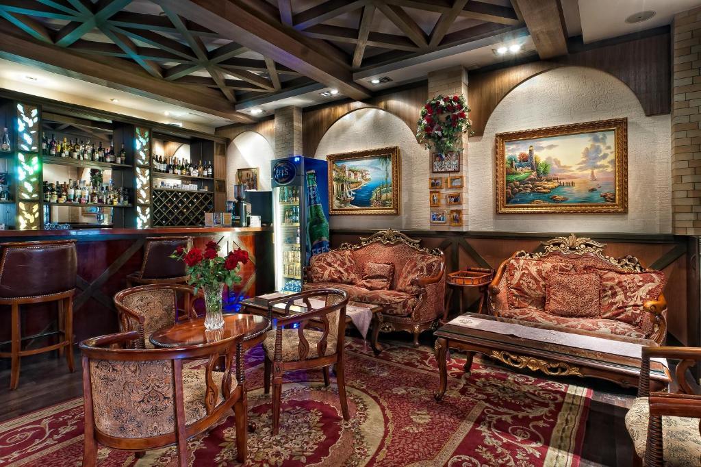 Merey Hotel Караганда Экстерьер фото